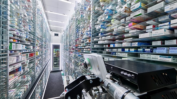 Roboter im Warenlager